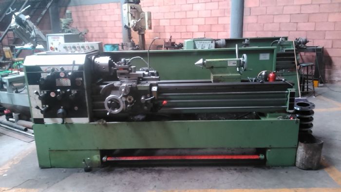 Torno lc400d